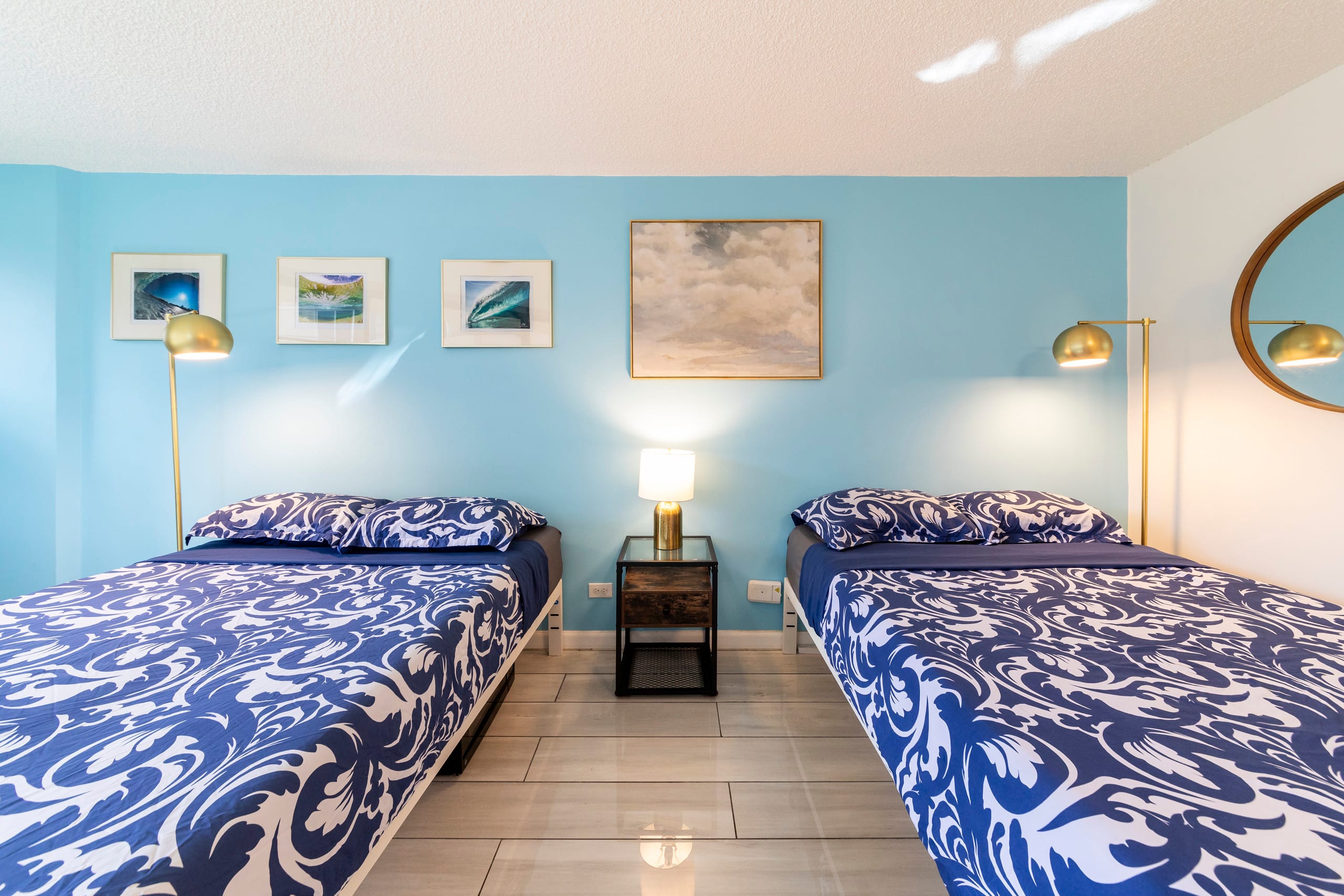 Condo in Honolulu · ★4.65 · 1 bedroom · 2 beds · 1 private bath - Image 2