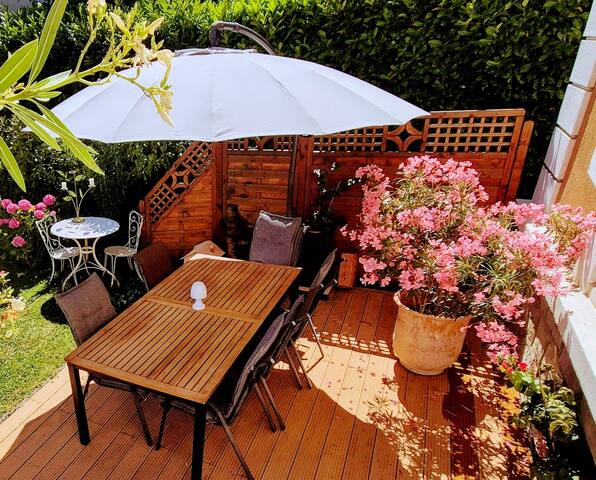 Bel appartement jardin ville gallery image 2