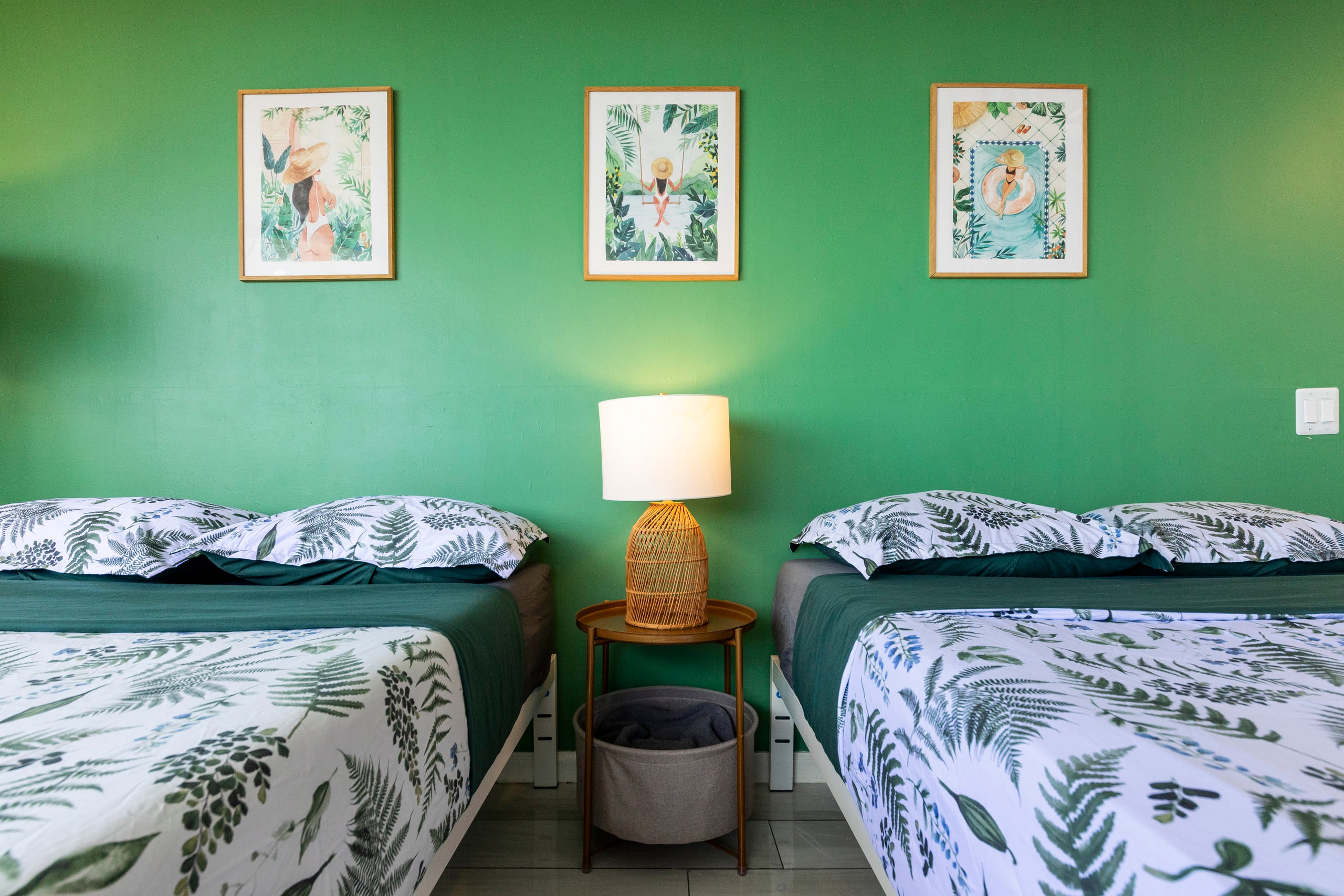Condo in Honolulu · ★4.87 · 1 bedroom · 2 beds · 1 private bath - Image 7
