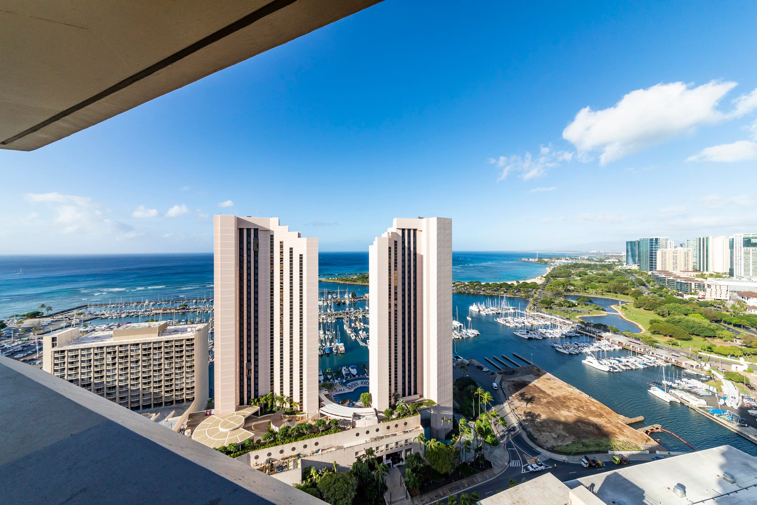 Condo in Honolulu · ★4.5 · 1 bedroom · 2 beds · 1 private bath - Image 23