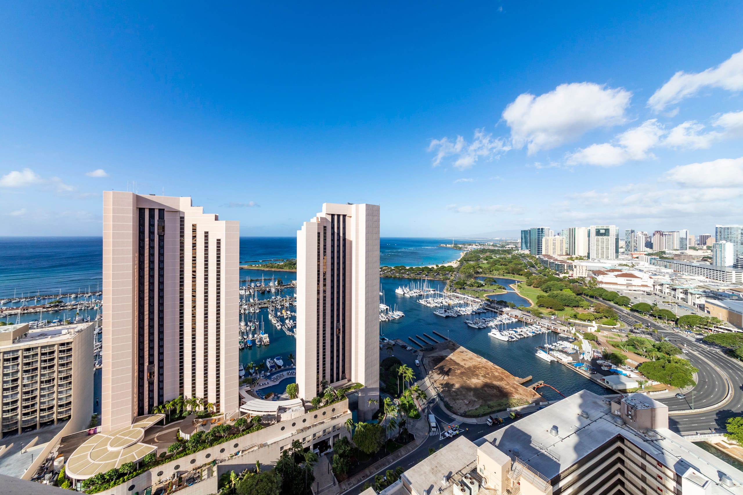 Condo in Honolulu · ★4.5 · 1 bedroom · 2 beds · 1 private bath - Image 22