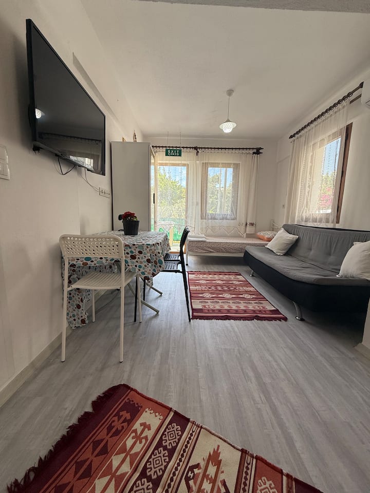 Sahil Apart - Merkezde Denize Yakın 1+1 Daire - Datça