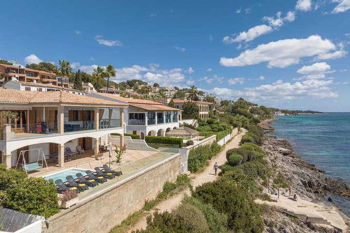 Last Minute OFFER Dreamy Villa w/ NEW Outdoor Pool gallery image 5