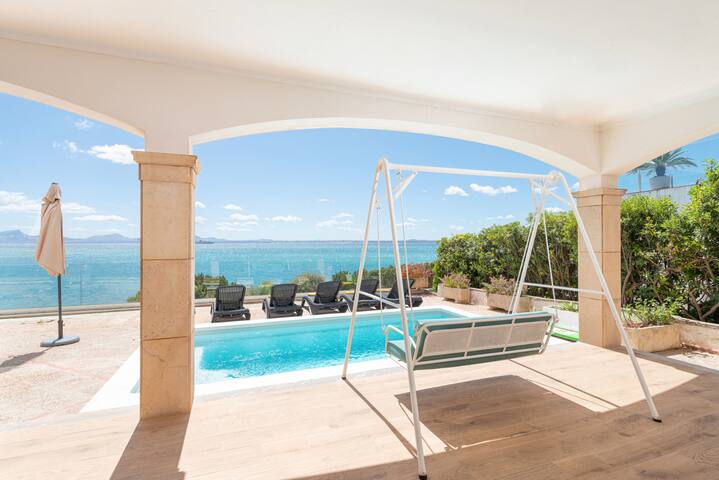 Last Minute OFFER Dreamy Villa w/ NEW Outdoor Pool gallery image 3
