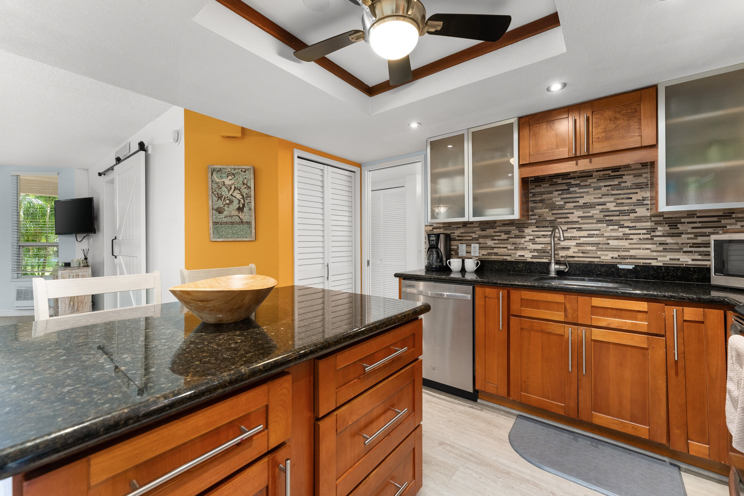 Condo in Kihei · ★4.75 · 2 bedrooms · 3 beds · 2 private baths - Image 9