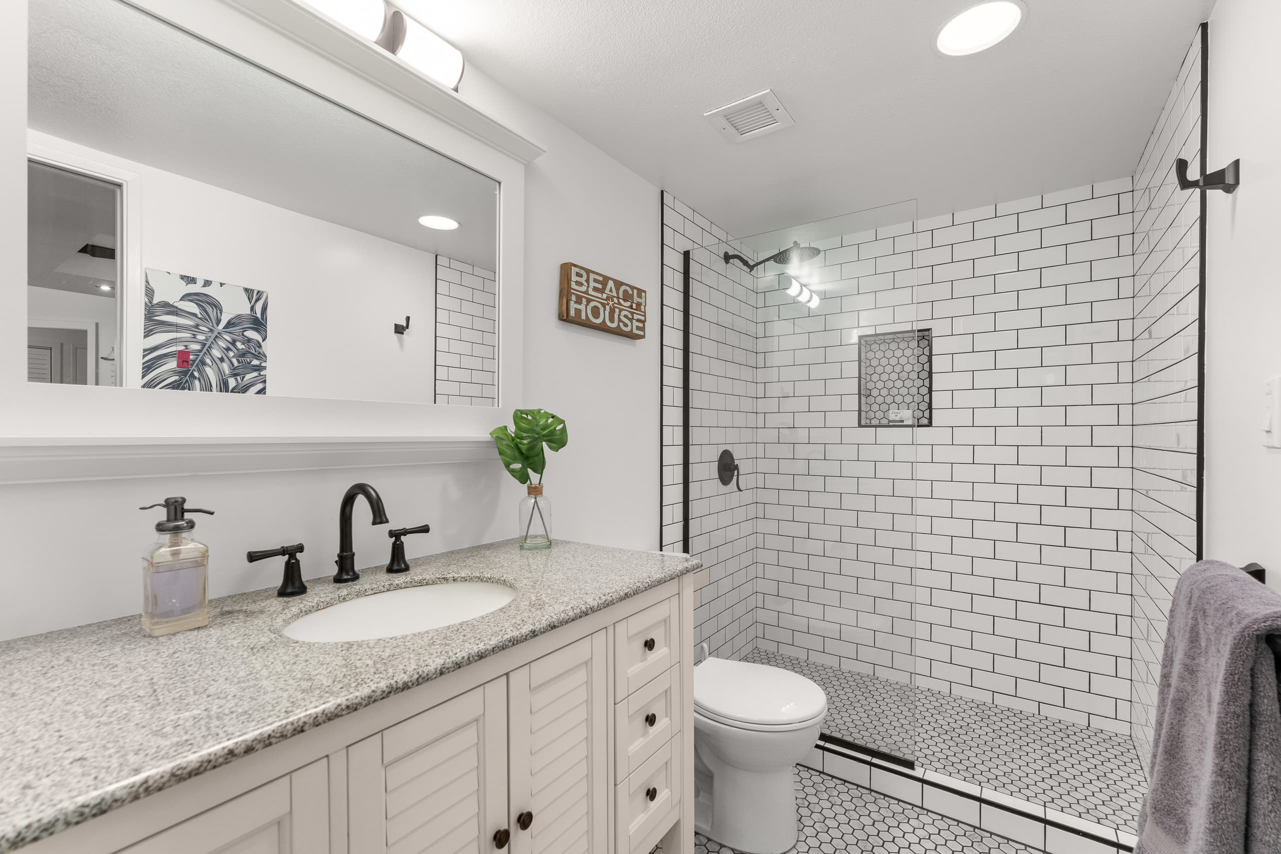 Condo in Kihei · ★4.75 · 2 bedrooms · 3 beds · 2 private baths - Image 31