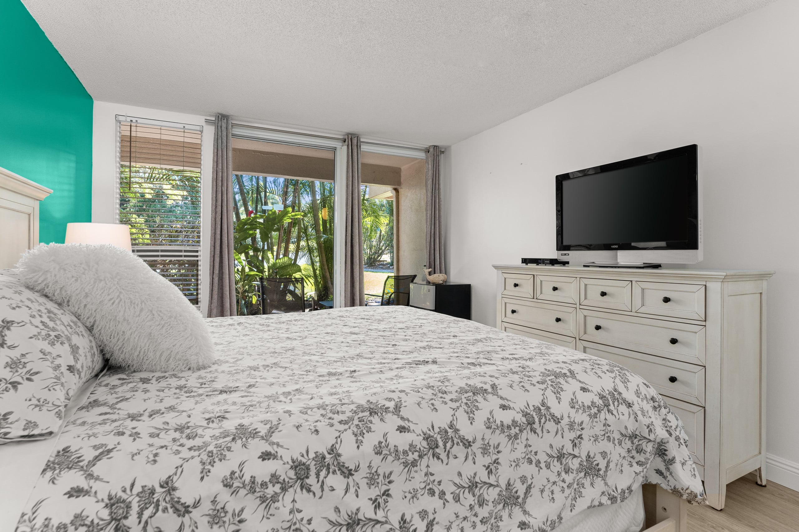 Condo in Kihei · ★4.75 · 2 bedrooms · 3 beds · 2 private baths - Image 24