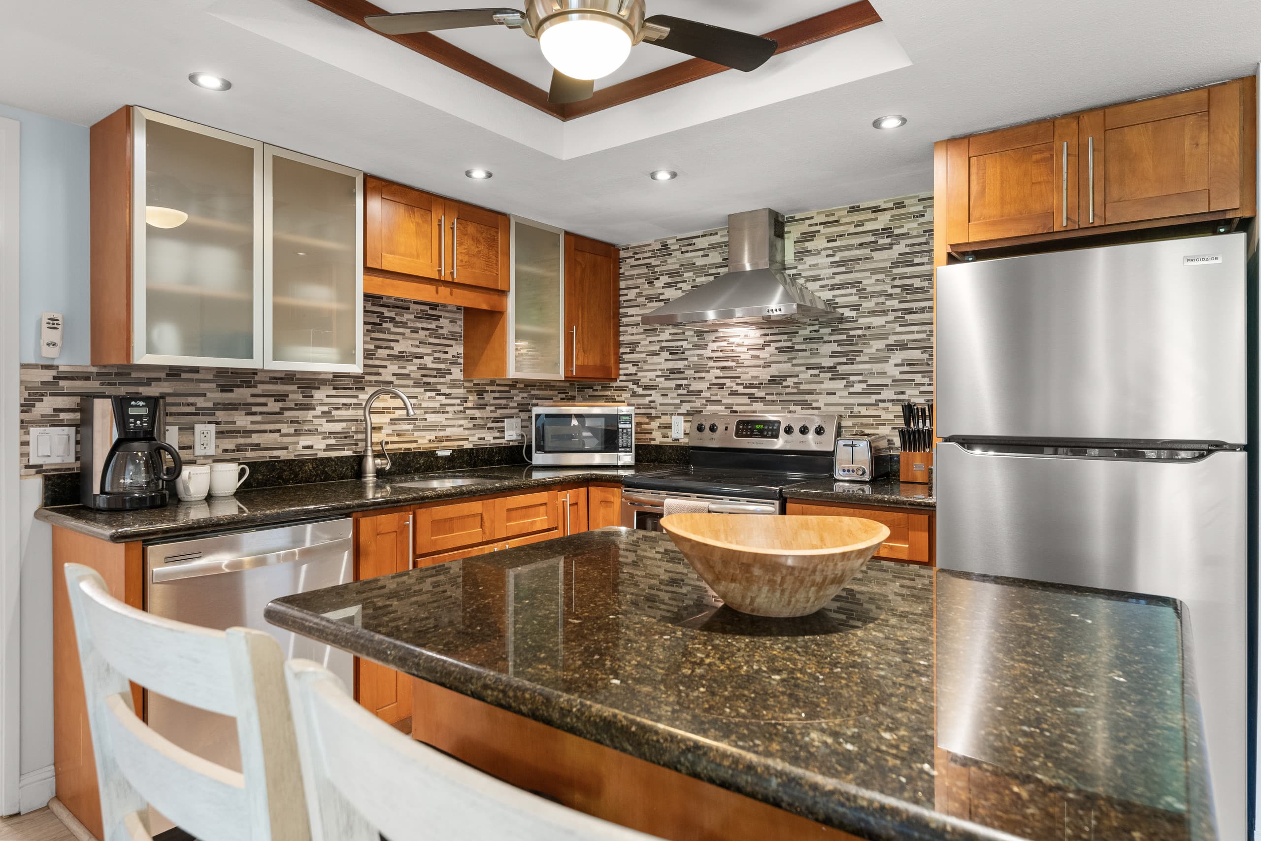 Condo in Kihei · ★4.75 · 2 bedrooms · 3 beds · 2 private baths - Image 5