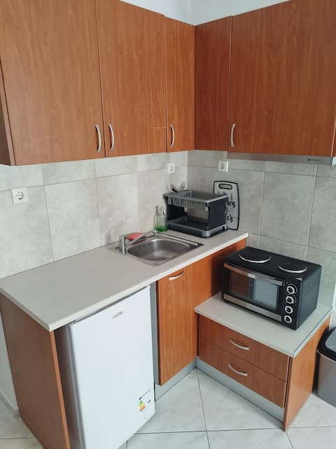 Top performing Airbnb: Small apartment in the heart of Piraeus! Notara 43 in Τερψιθέα