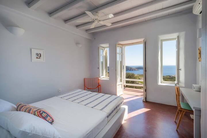 Eve Summer House in Ramos, Serifos gallery image 5