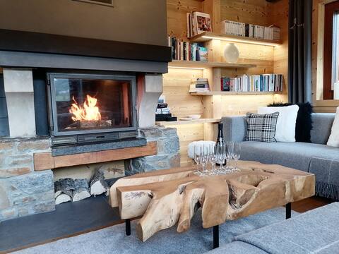 4-star chalet, close to slopes, great view.