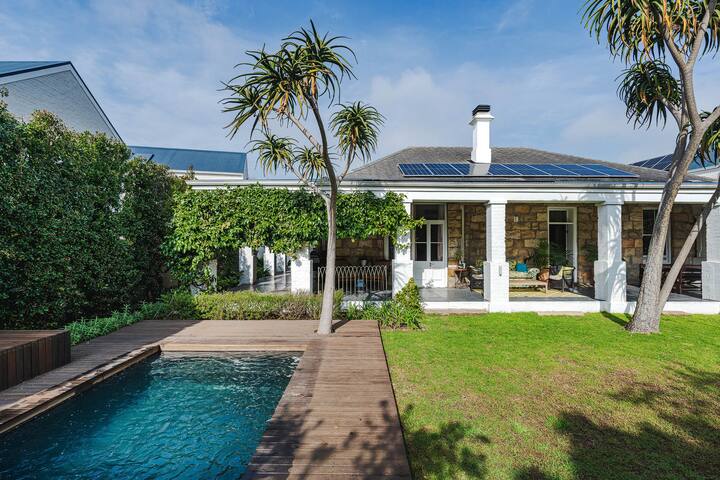 Pine Lodge – Modern Victorian with Pool gallery image 2