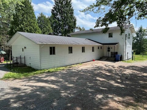 Large cottage for 30 people