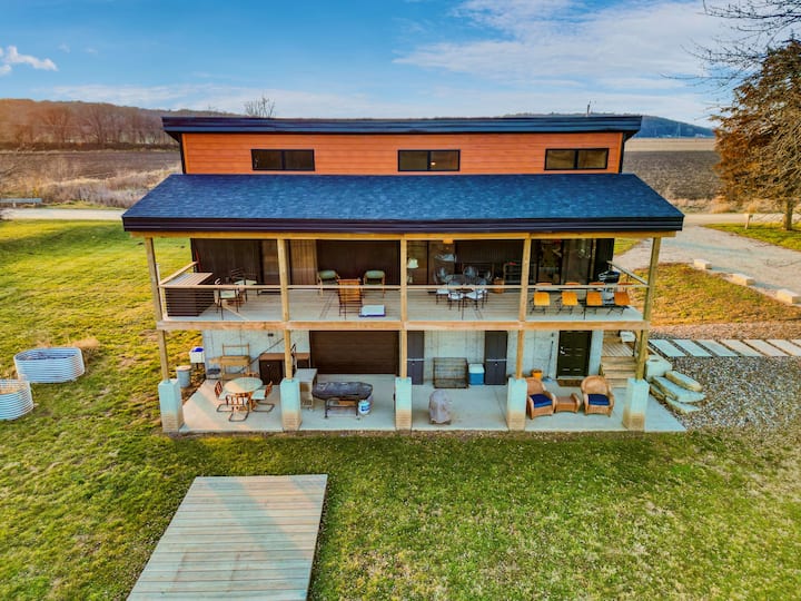 Geneseo Vacation Rentals & Homes Illinois, United States Airbnb