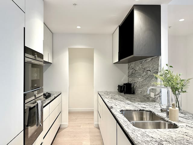 Seclusion 3B2B Apt Balcony Pool & Gym gallery image 4