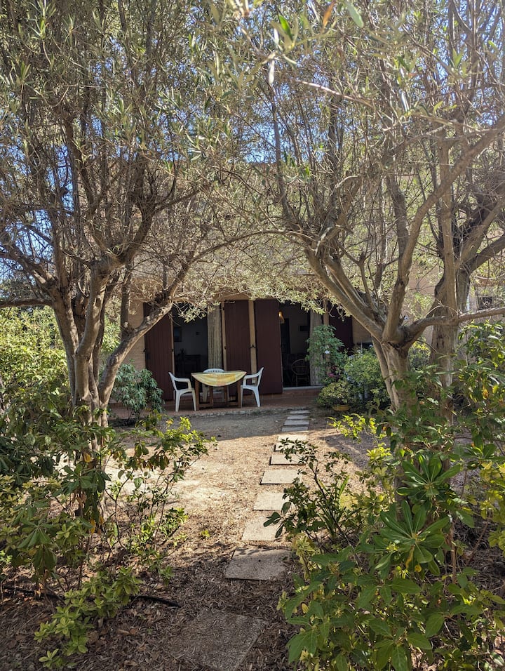 Maison Au Brusc, Jardin Clos, 10 Min à Pied Mer - Bandol