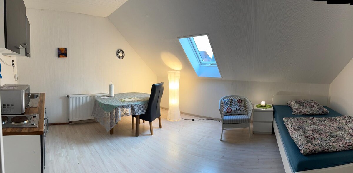 Airbnb con mejor rendimiento: Bright apartment in Laatzen, near Hannover Messe en Oesselse