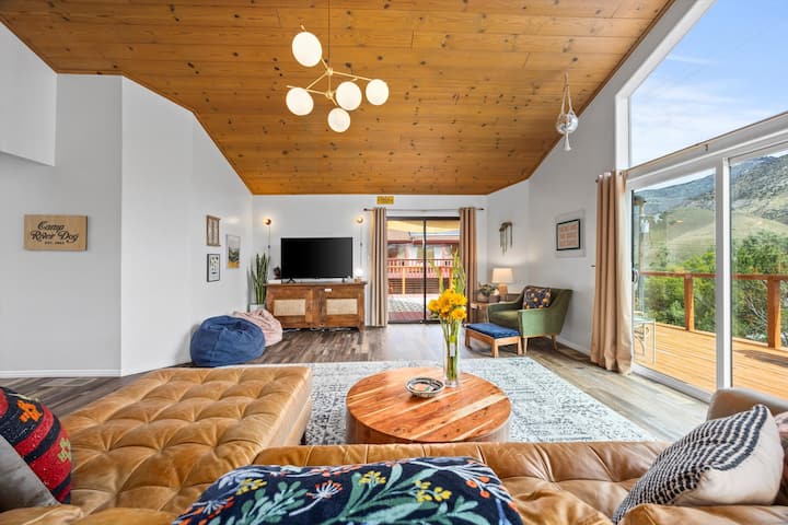 Camp River Dog | Dog Friendly + Deck Amazing Views - Kernville, CA