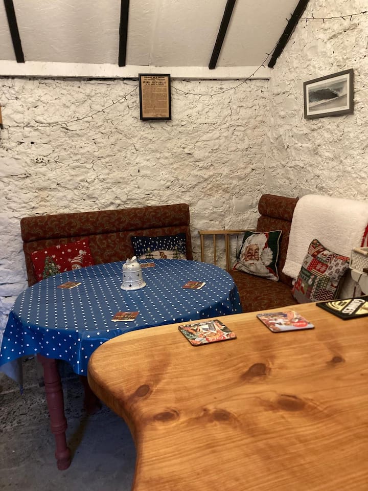 Glór Na D'tonnta Glamping *Tent No.2* - County Sligo