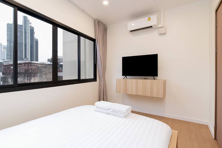 Townhouse in Pratunam Bangkok gallery image 4