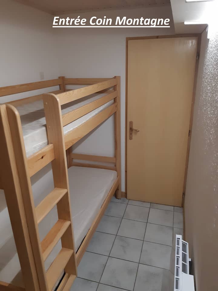Mlango wa Kona ya Mlima