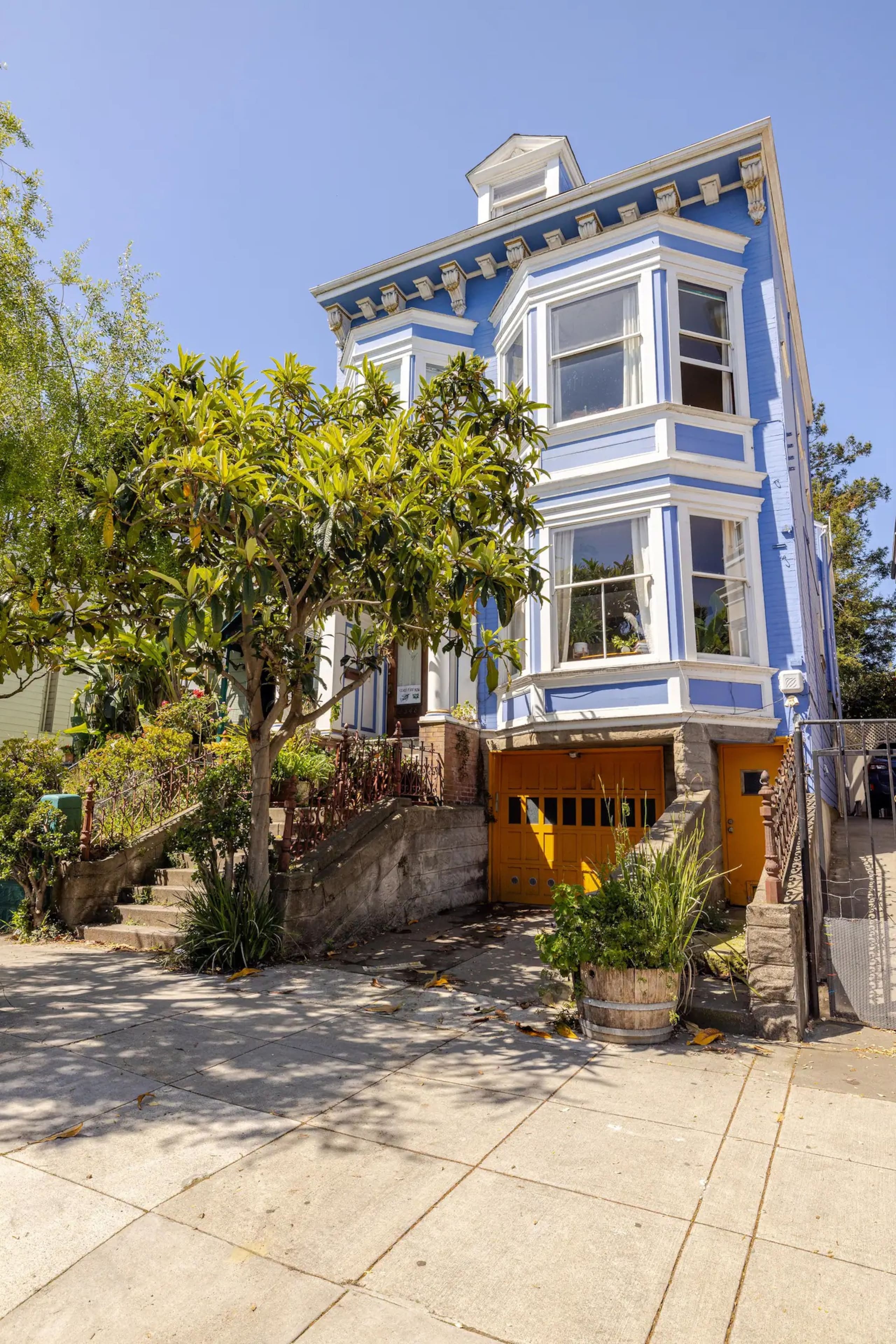 Condo in San Francisco · ★5.0 · 3 bedrooms · 3 beds · 2.5 baths - Image 36