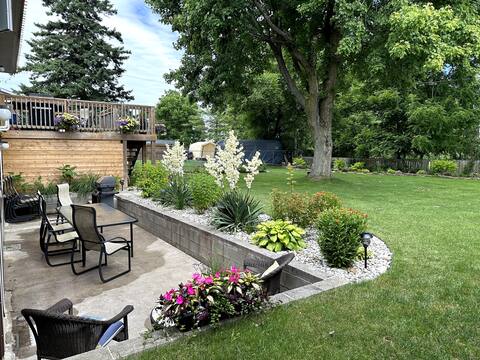 Lovely and relaxing 2 bedroom suite