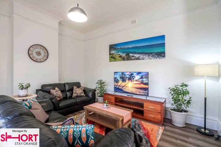 Paddington Villa 1 - Close To Town. - 오렌지