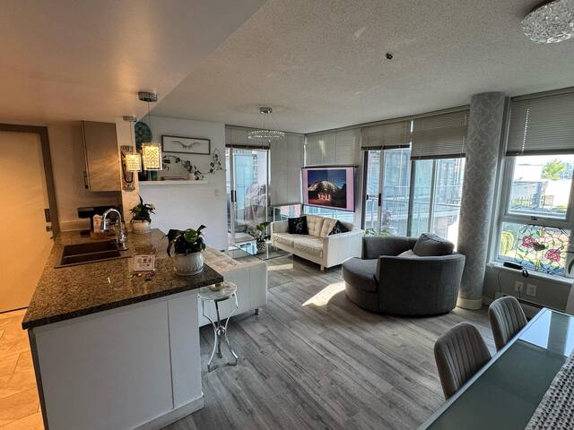 The Pond – The Full Package gallery image 3