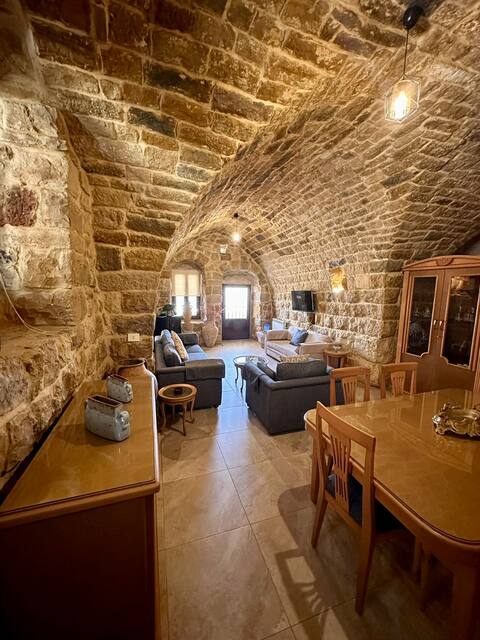 Authentic 2 bedroom house in the heart of Ehden
