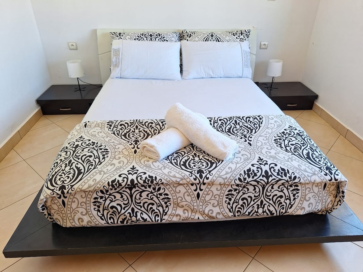 საძინებელი 1