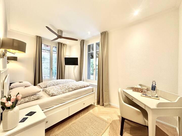 Chambre Double "Classique" Vue Latérale Sur Le Lac - Sigriswil