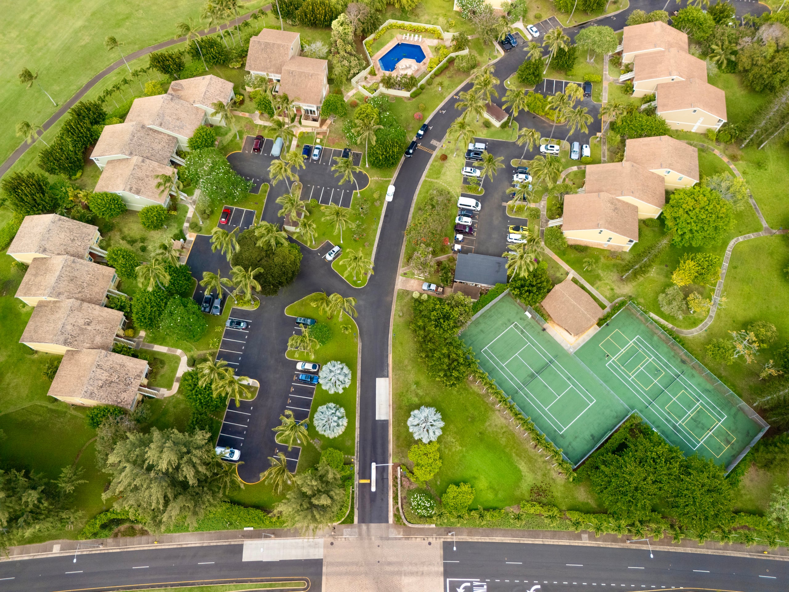 Condo in Kahuku · ★4.92 · 1 bedroom · 2 beds · 2 shared baths - Image 22