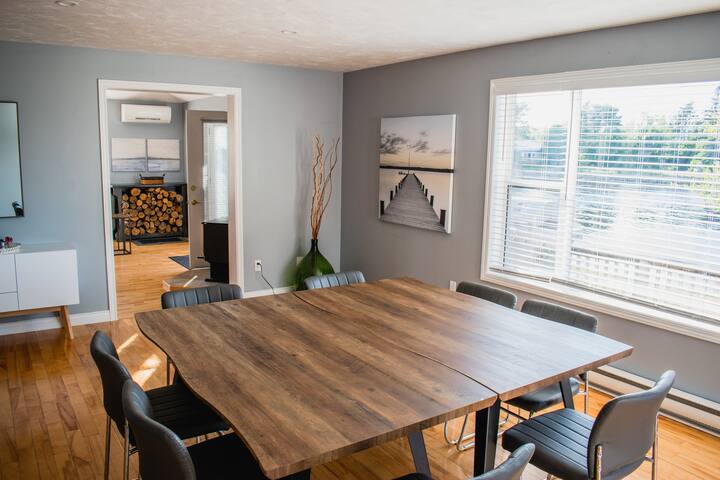 All-season waterfront 4-bedroom in Shediac gallery image 2