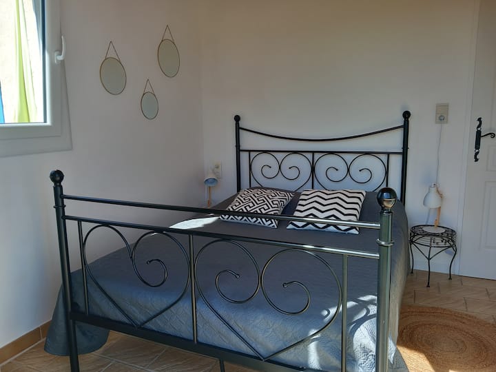 Спална соба 1