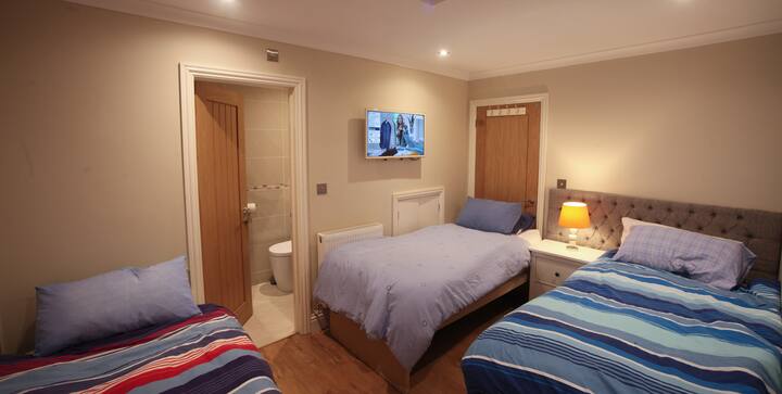 Dormitorio 6 con baño privado