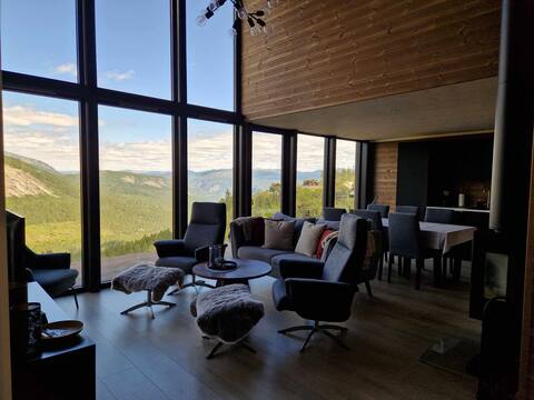 Cabin by the alpine center and great hiking areas