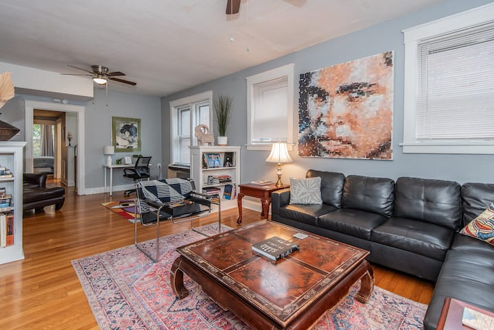 2s  Gorgeous 1 Bedroom Dogtown, A Sunlit Sanctuary - St. Louis, MO