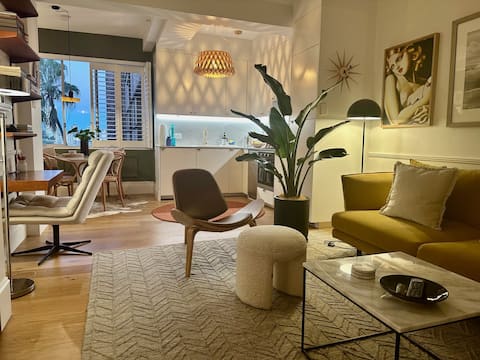 Popular Airbnb listing: Stunning One Bedroom Art Deco Apartment in Elizabeth Bay