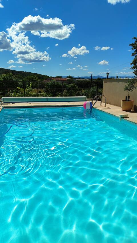Family villa pool house 8-10 p. garden pool