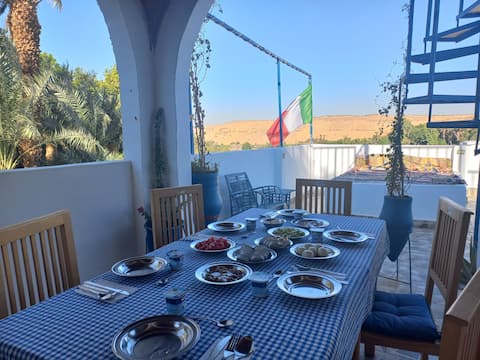 Nubian Lotus (domed single room)