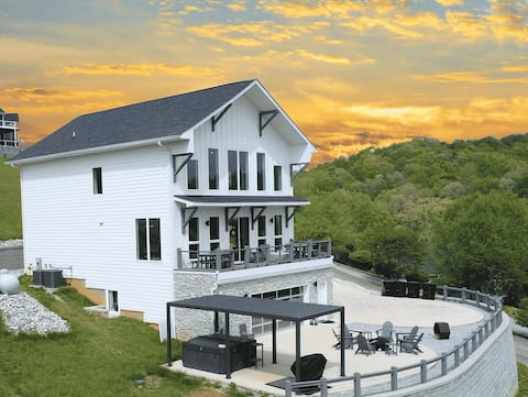 Modern Lake Cottage-6Bed/5.5Bath-Norris Lake-Views