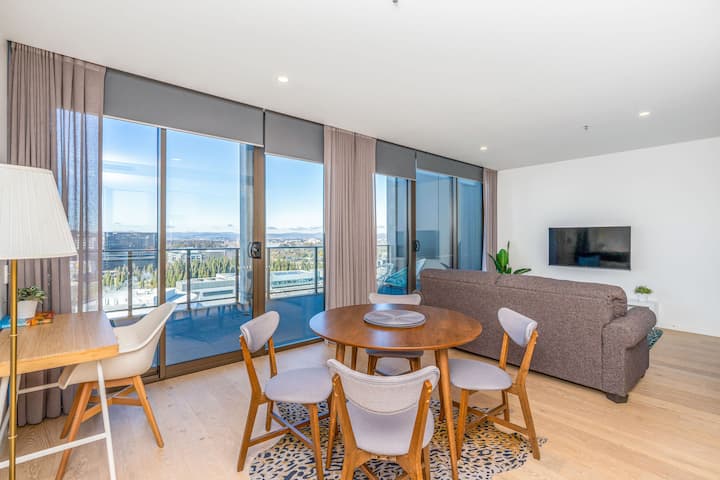 2-bedroom Penthouse In City Center @ Capitol - Canberra