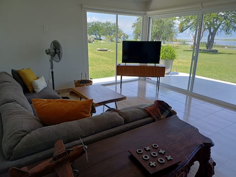 Top performing Airbnb: Villa Cardenal with Terrace, Pool and AC in Chapala