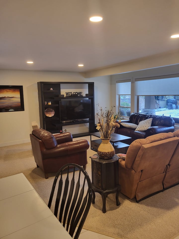 Private 2 Br West Kelowna Suite - West Kelowna