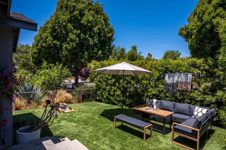West LA Gem | Hot Tub, Outdoor Dining & Fire Pit+ gallery image 4