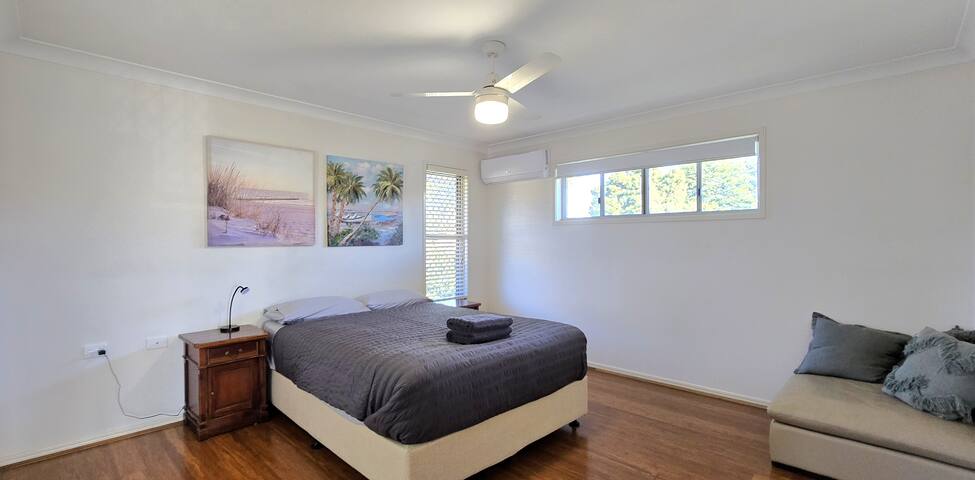 Drayton Apt Upstairs (SEQ) – 3 bedroom 2 bathroom gallery image 3