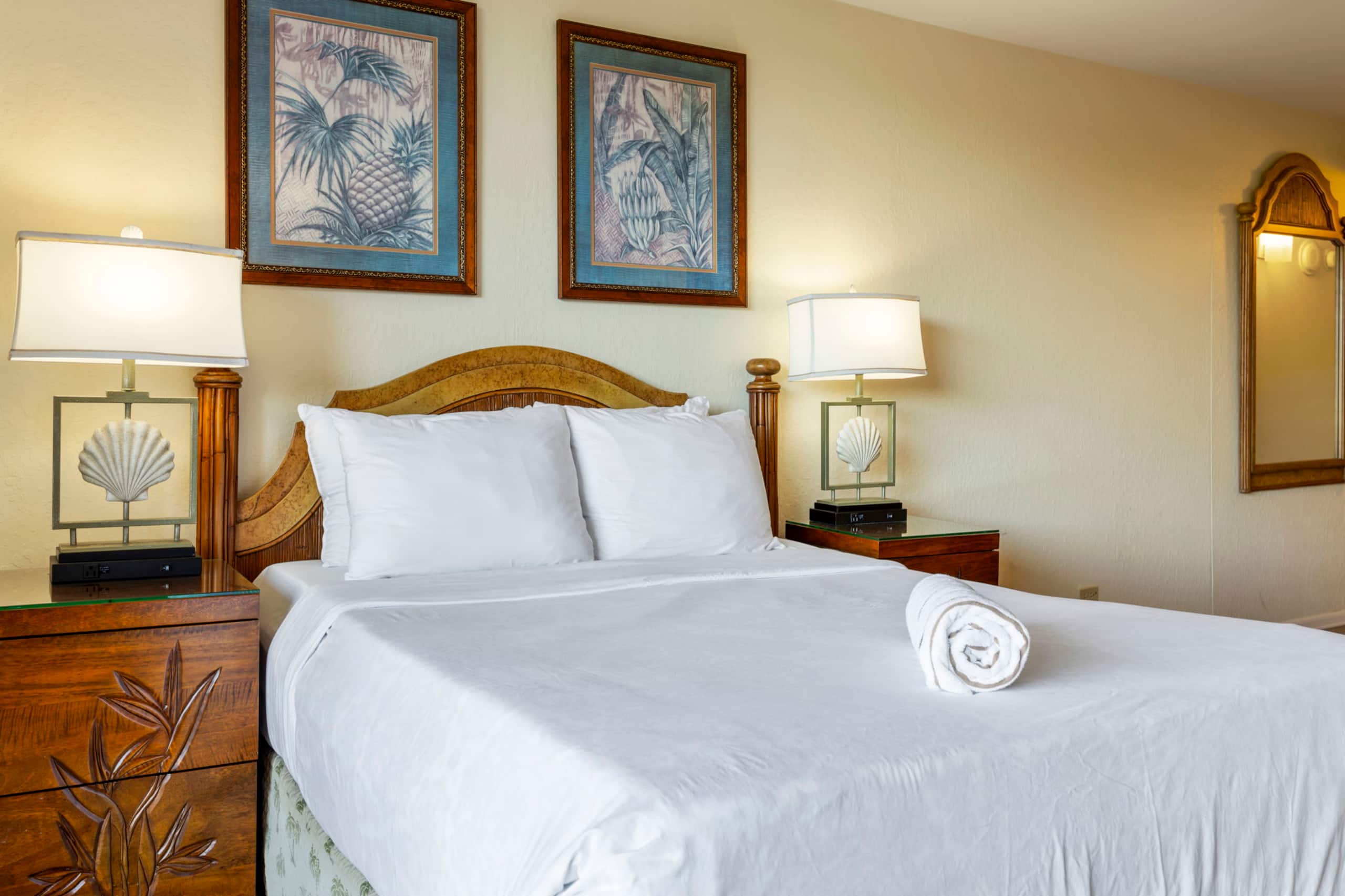 Condo in Lahaina · ★4.85 · Studio · 2 beds · 1 private bath - Image 9