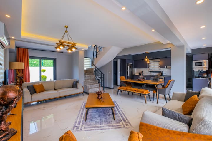 Villa Su ÖLüdeniz öZel Havuzlu Korunaklı - Fethiye