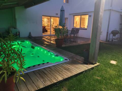 Maison centre bourg swimming pool jacuzzi